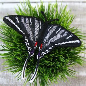 Free - Flying Zebra Swallowtail (In-the-Hoop)